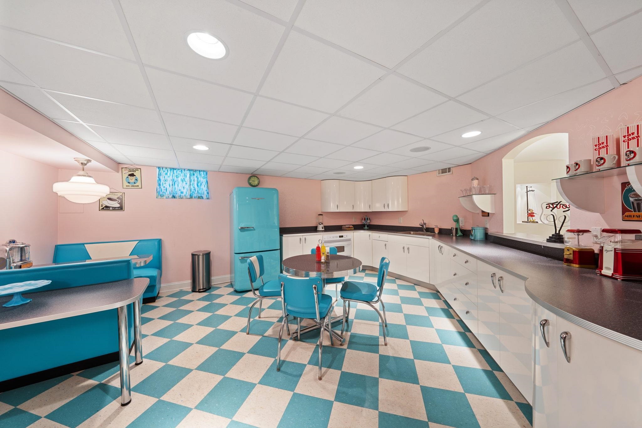 2 Marissa Ocean View, NJ 08230 - Photo 39 of 49