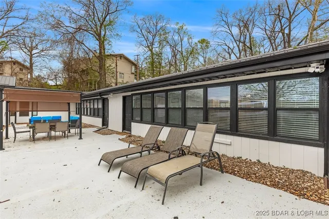 $995,000 | 5213 Conway Lane, Osage Beach, MO 65065