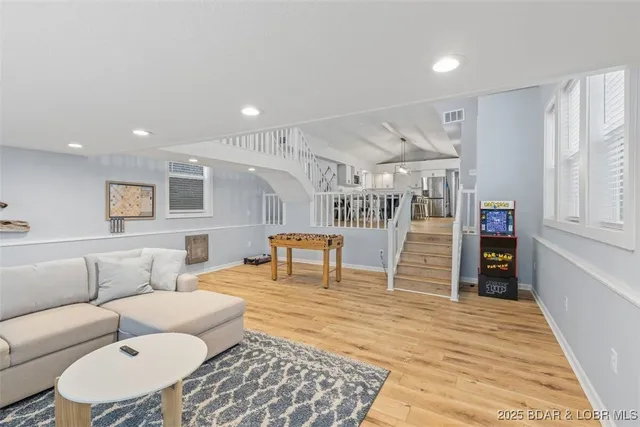 $995,000 | 5213 Conway Lane, Osage Beach, MO 65065