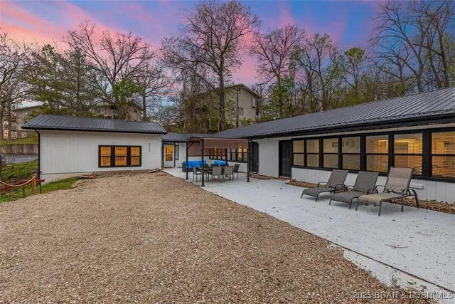 $995,000 | 5213 Conway Lane, Osage Beach, MO 65065