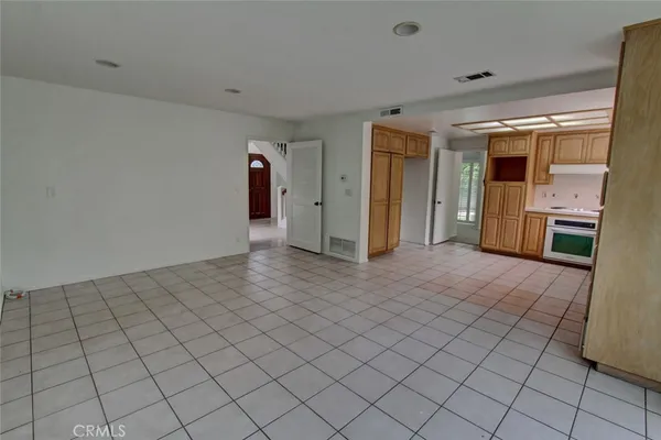 $5,500 | 8 Sparrowhawk, Irvine, CA 92604