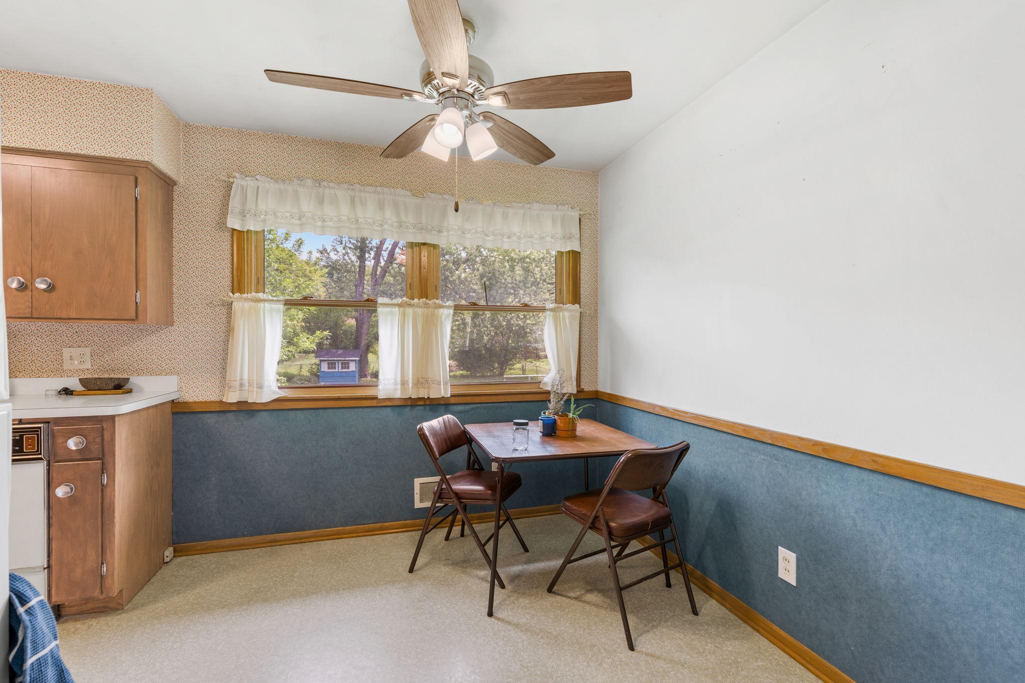 413 Whitegate Lane Wayzata, MN 55391 - Photo 19 of 48