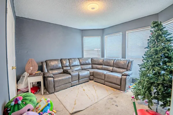 $195,000 | 2401 Kelton Street, Fort Worth, TX 76133