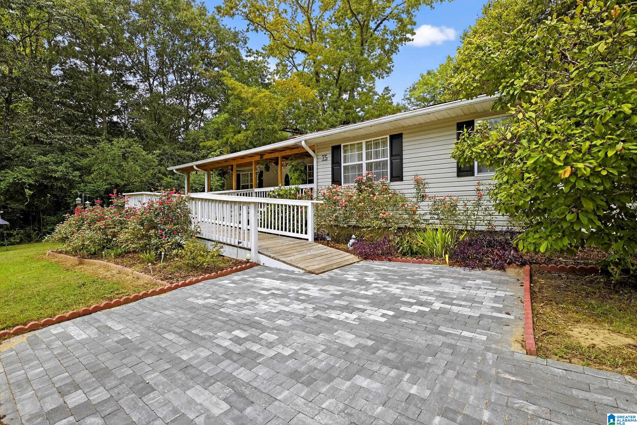 75 Charles Douglas Road Ragland, AL 35131 - Photo 2 of 44