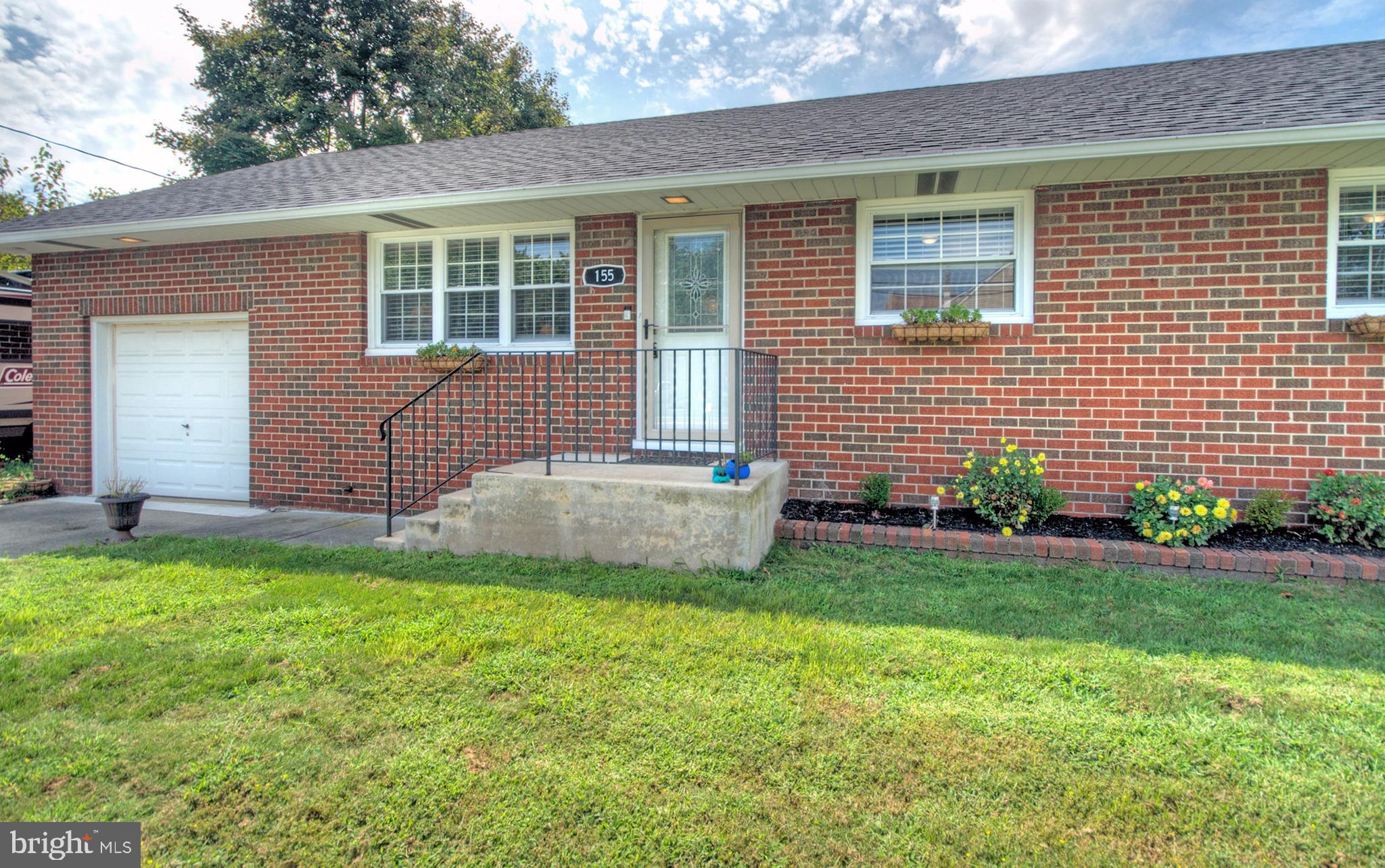 155 Harmony Road Gibbstown, NJ 08027 - Photo 3 of 48