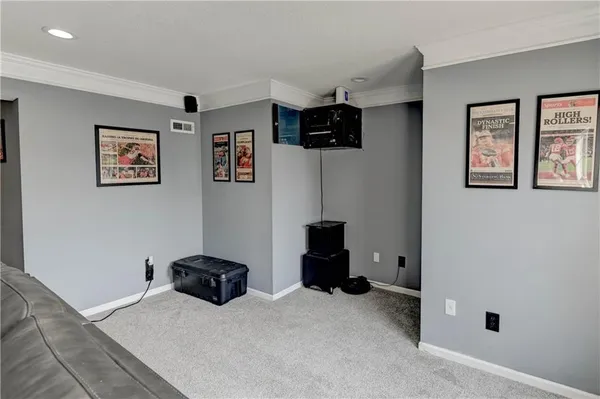 $524,900 | 632 Southwest Lakeview Drive, Grain Valley, MO 64029