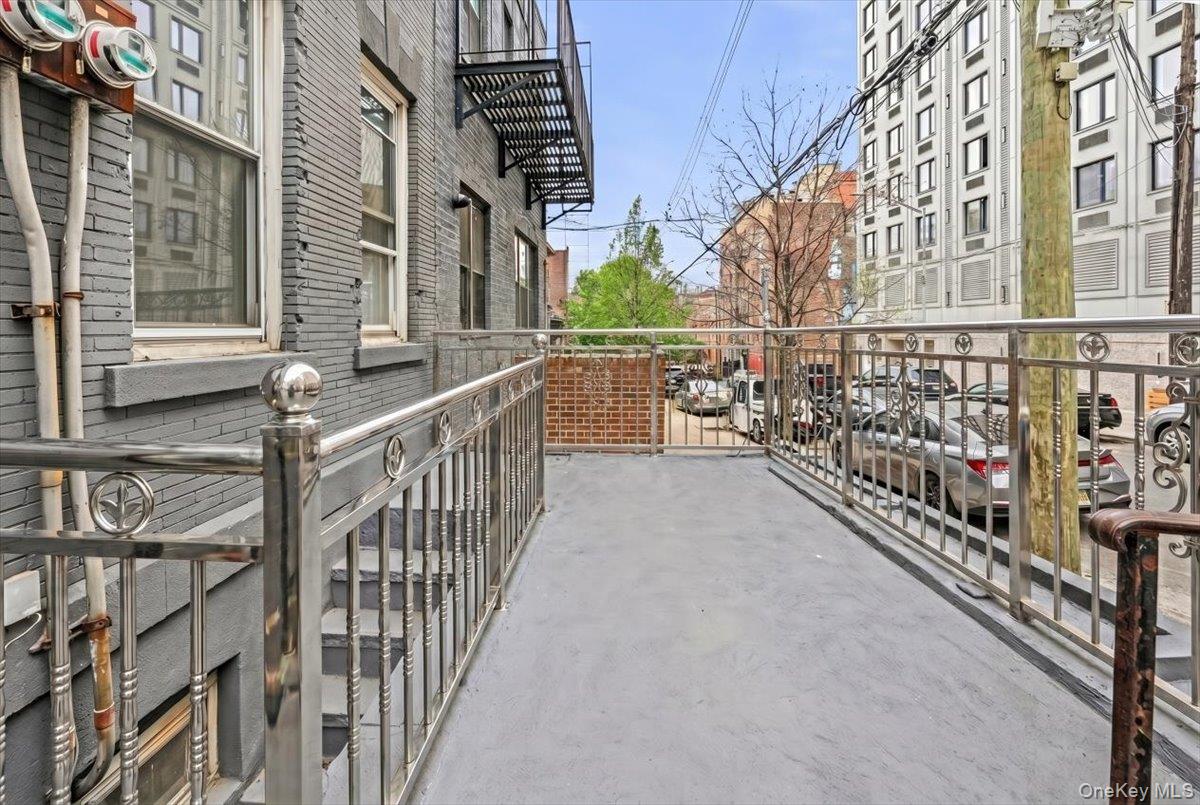 2050 Ryer Avenue Bronx, NY 10457 - Photo 30 of 37