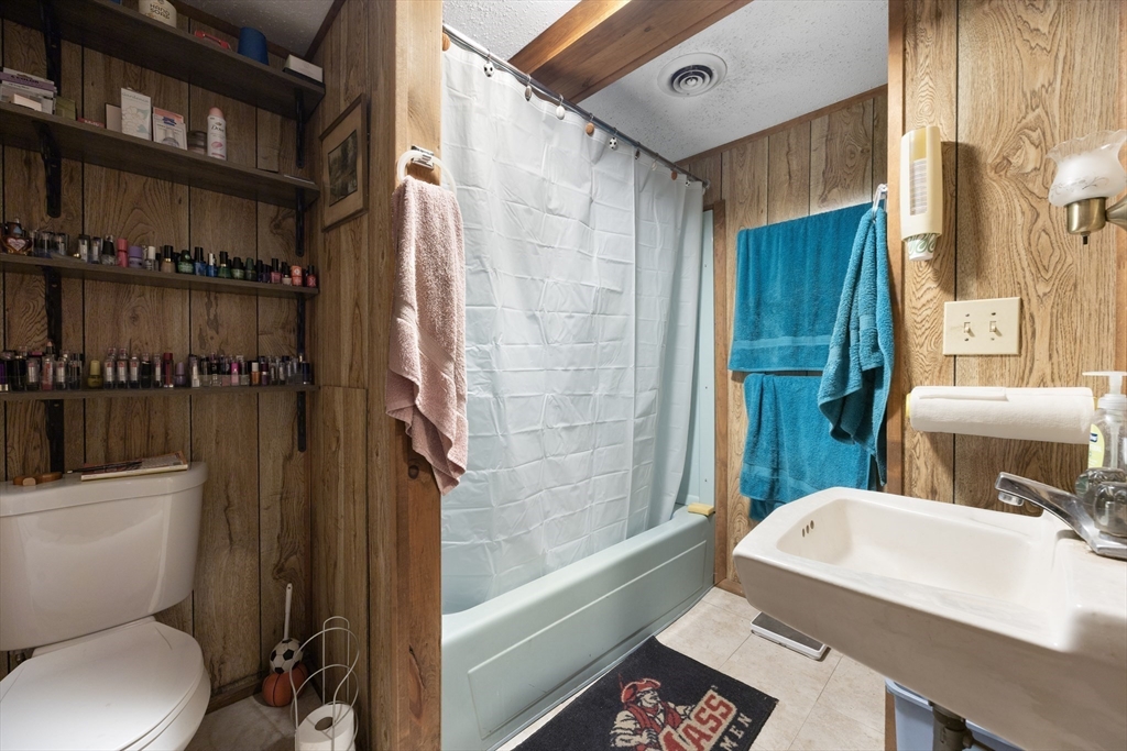 345 Greenfield Road Deerfield, MA 01342 - Photo 27 of 41