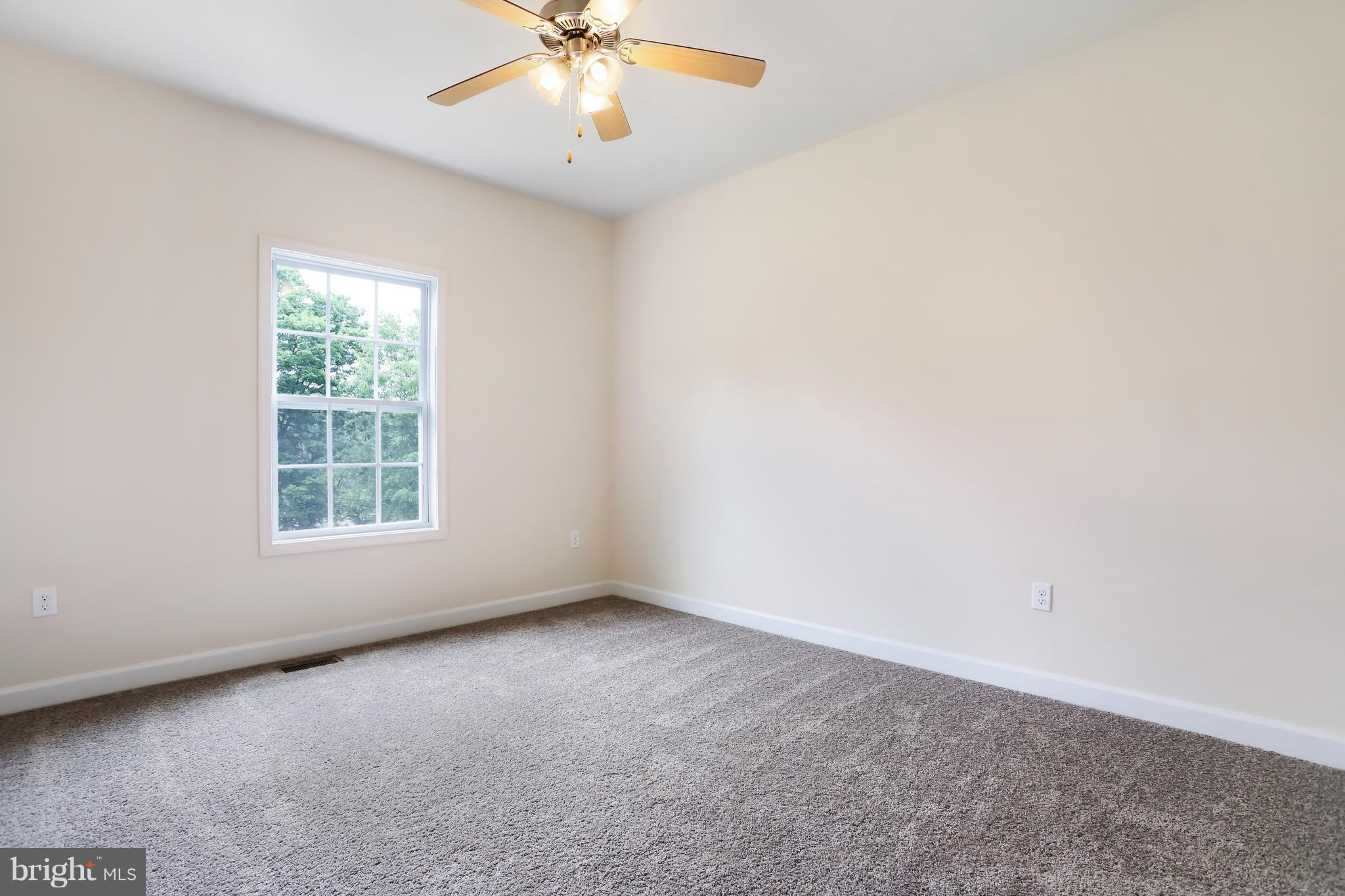 215 Knott Road Shepherdstown, WV 25443 - Photo 14 of 56 Gallery Image 14