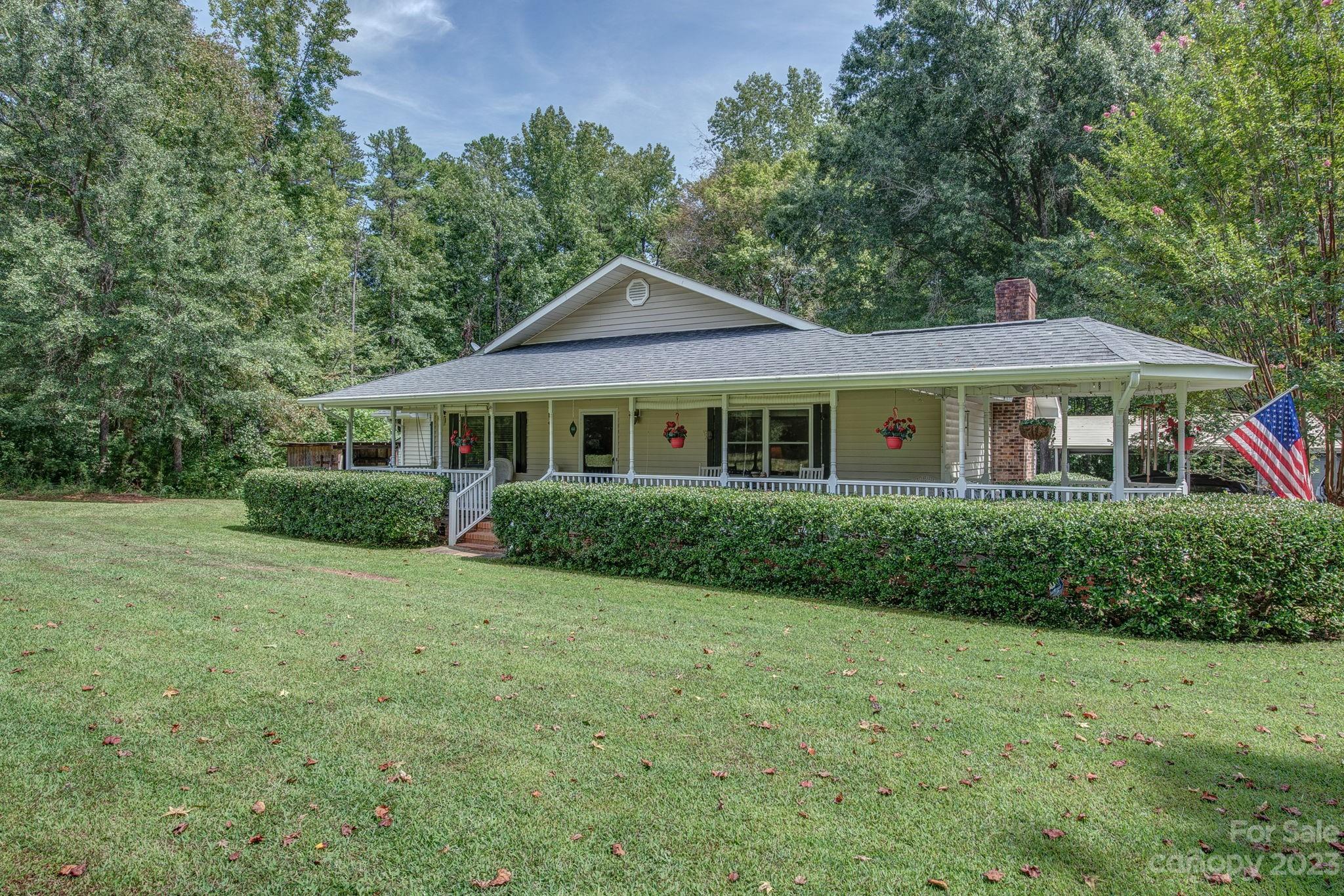 734 Riddle Mill Road Clover, SC 29710 - Photo 1 of 35 Gallery Image 1