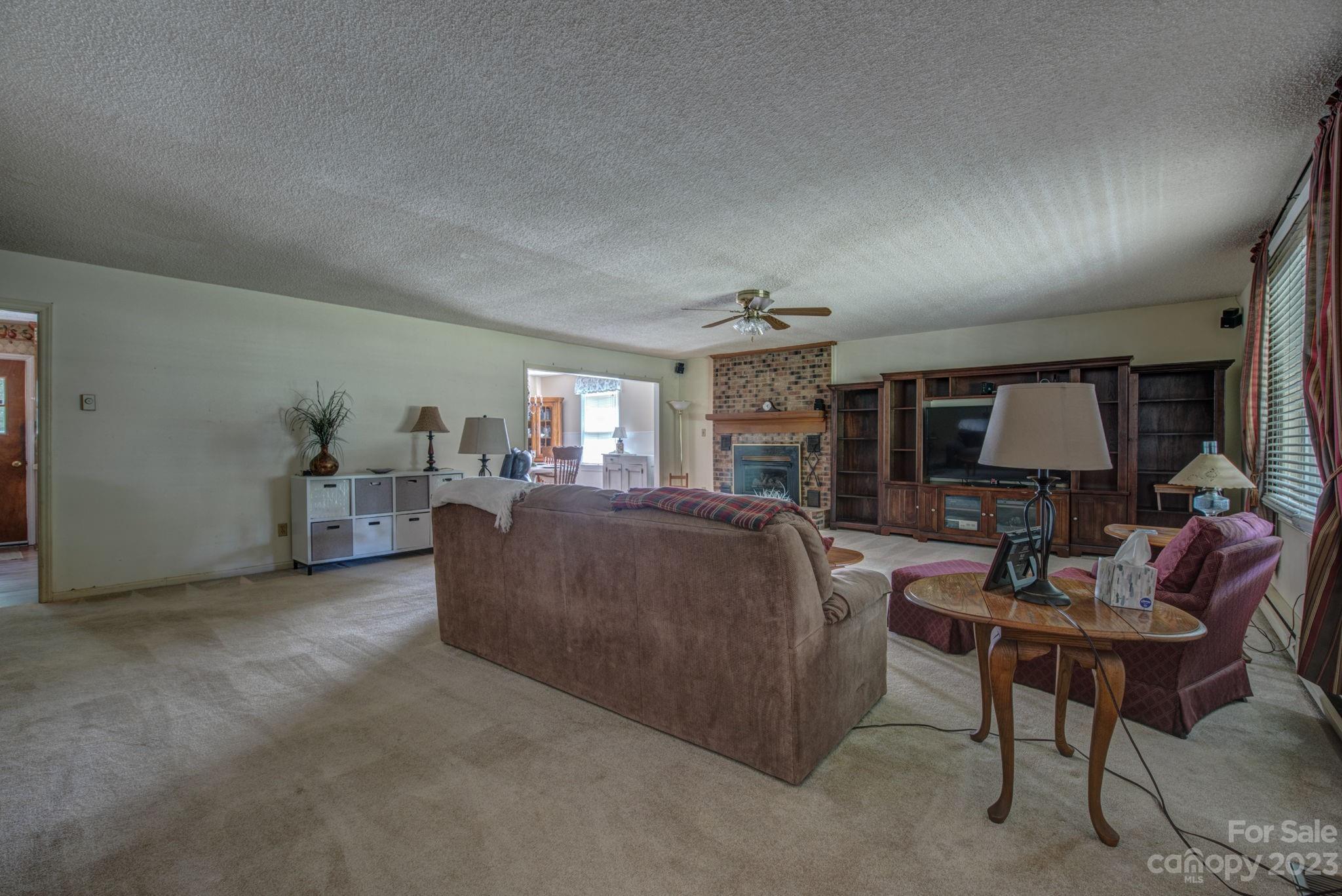 734 Riddle Mill Road Clover, SC 29710 - Photo 12 of 35 Gallery Image 12