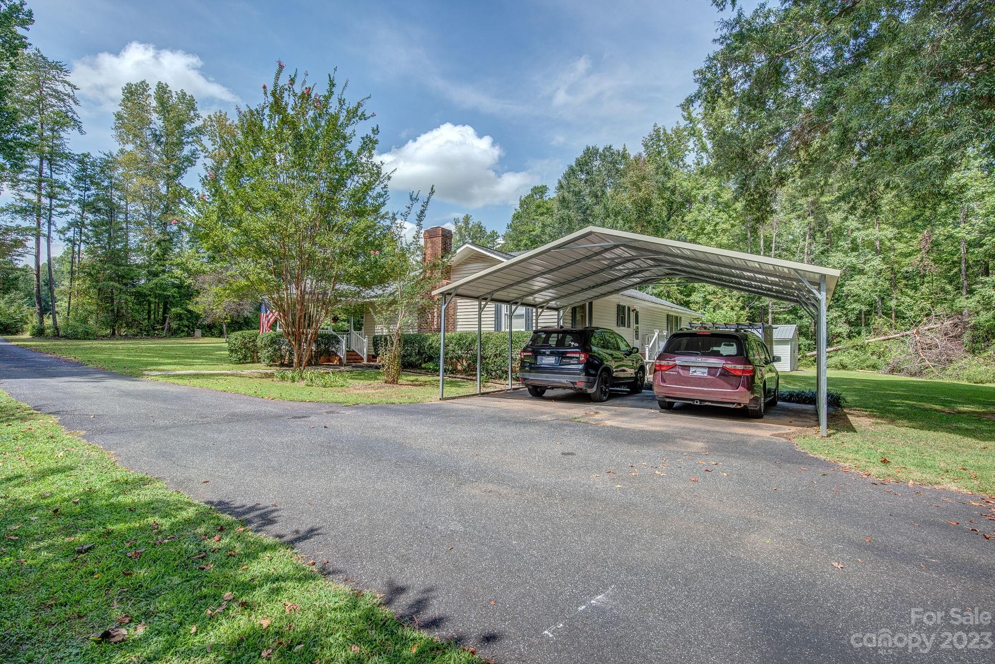 734 Riddle Mill Road Clover, SC 29710 - Photo 31 of 35 Gallery Image 31