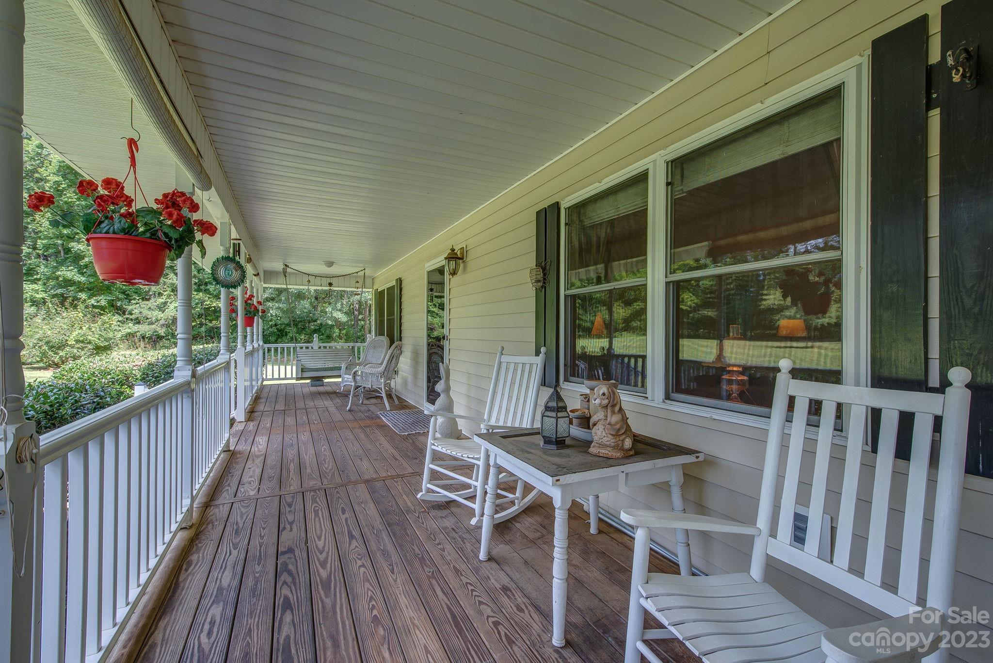 734 Riddle Mill Road Clover, SC 29710 - Photo 6 of 35 Gallery Image 6
