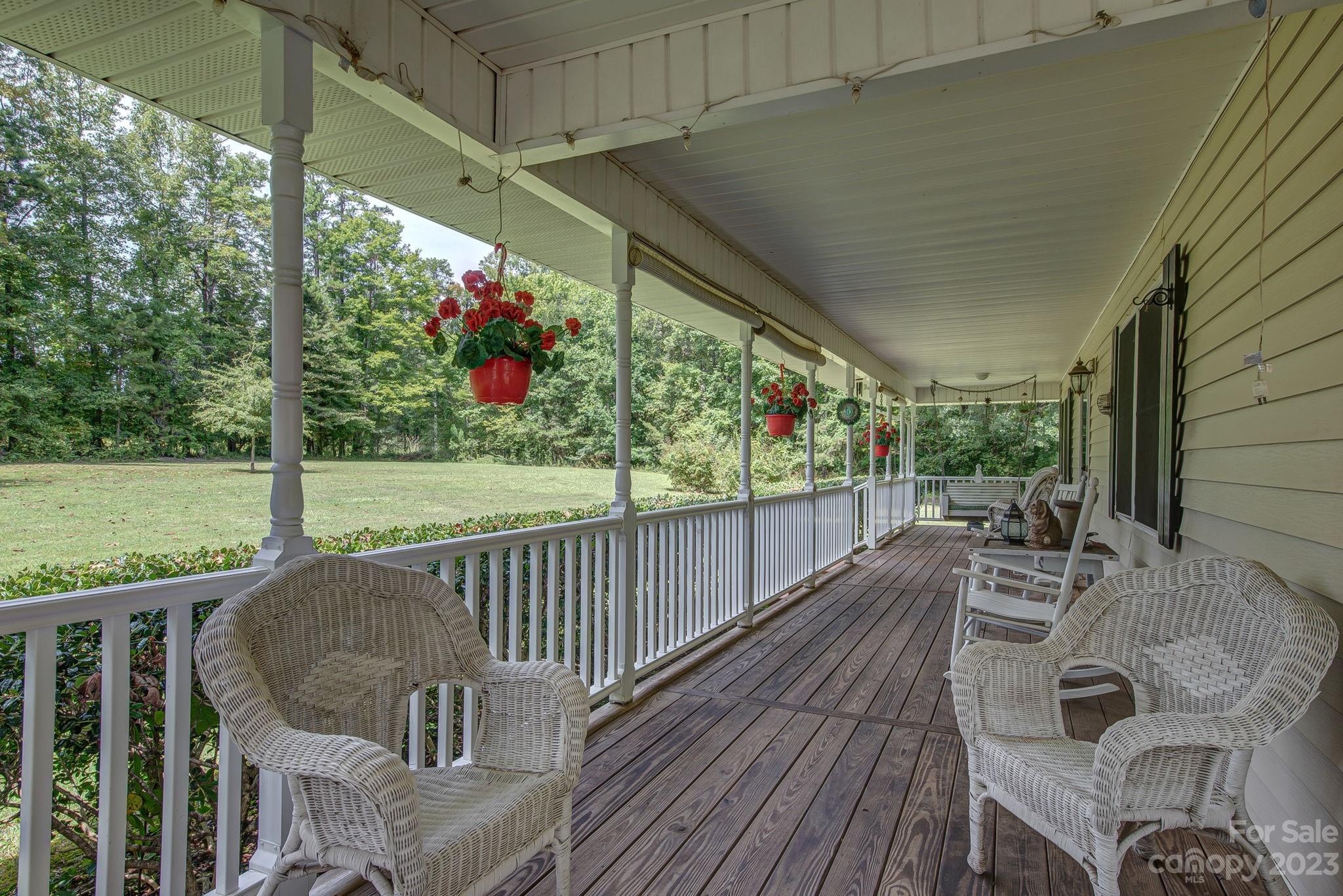 734 Riddle Mill Road Clover, SC 29710 - Photo 7 of 35 Gallery Image 7