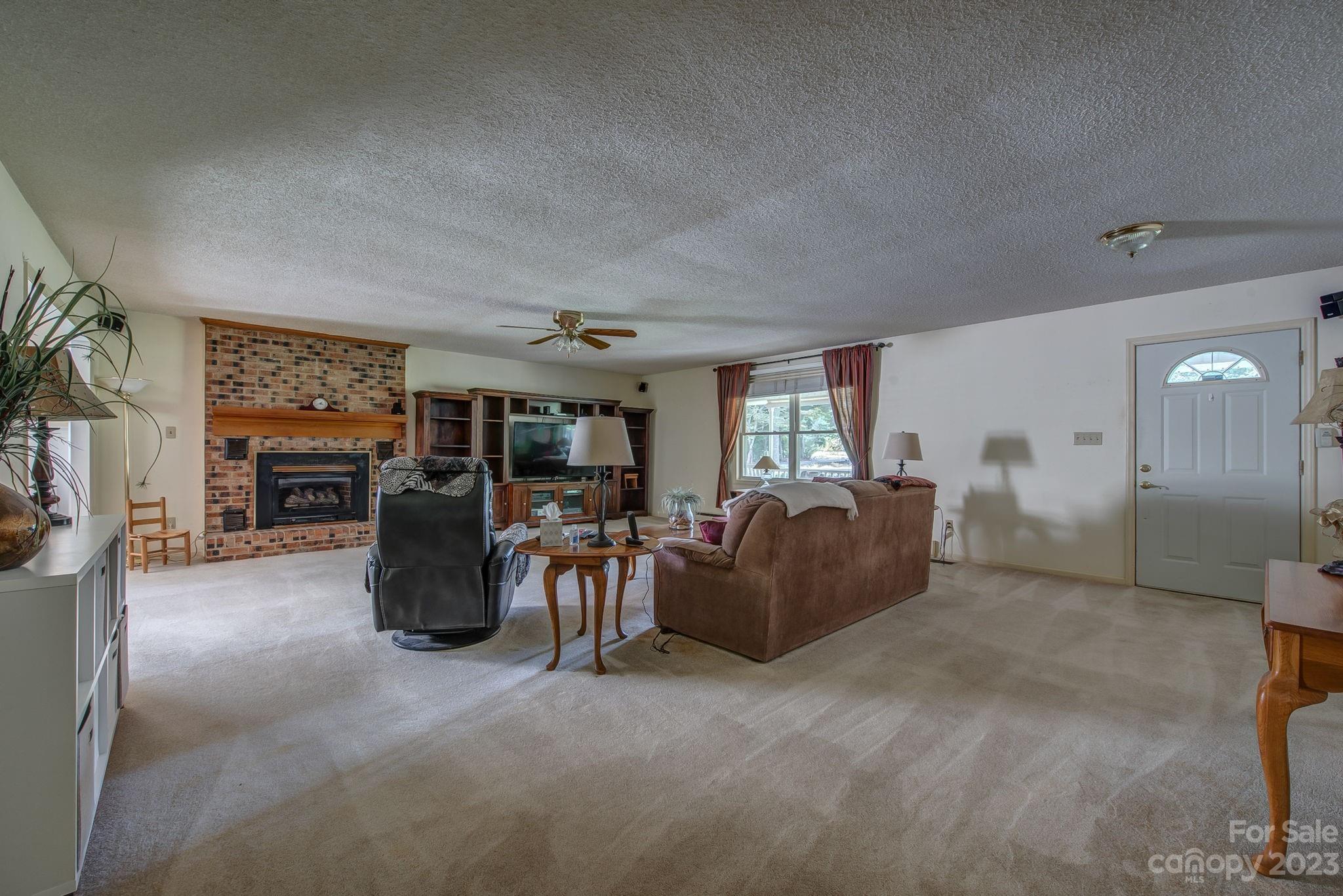 734 Riddle Mill Road Clover, SC 29710 - Photo 8 of 35 Gallery Image 8
