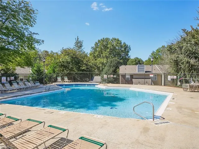 $156,000 | 2739 Cottage Place, Greensboro, NC 27455