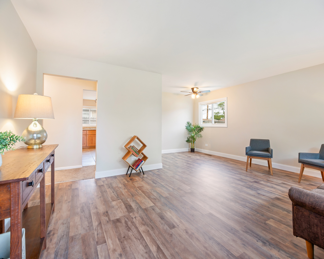 17157 Walter Street Lansing, IL 60438 - Photo 5 of 29