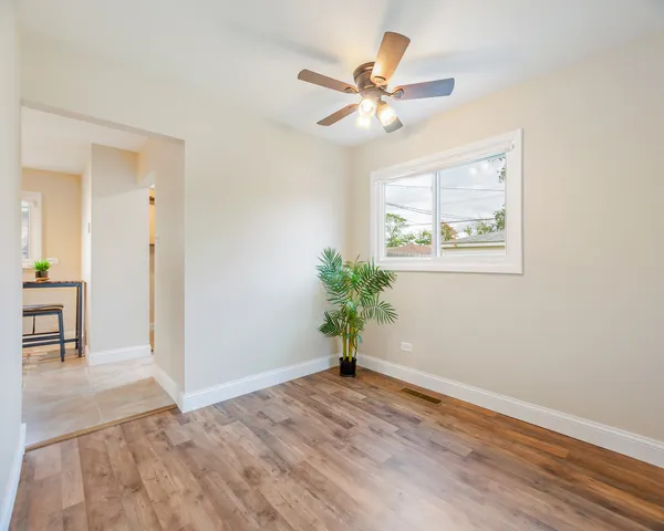 $199,909 | 17157 Walter Street, Lansing, IL 60438