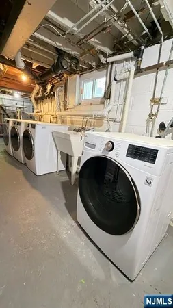 $3,500 | 34 Myrtle Avenue, Unit 2, Allendale, NJ 07401