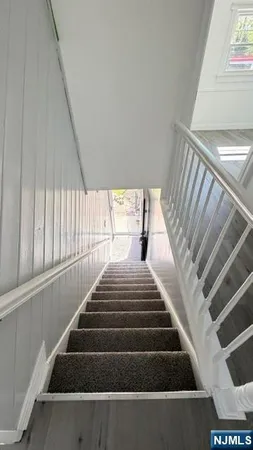 $3,500 | 34 Myrtle Avenue, Unit 2, Allendale, NJ 07401