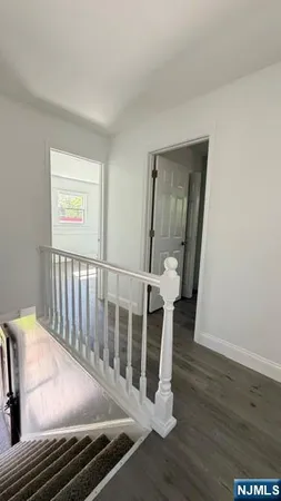 $3,500 | 34 Myrtle Avenue, Unit 2, Allendale, NJ 07401