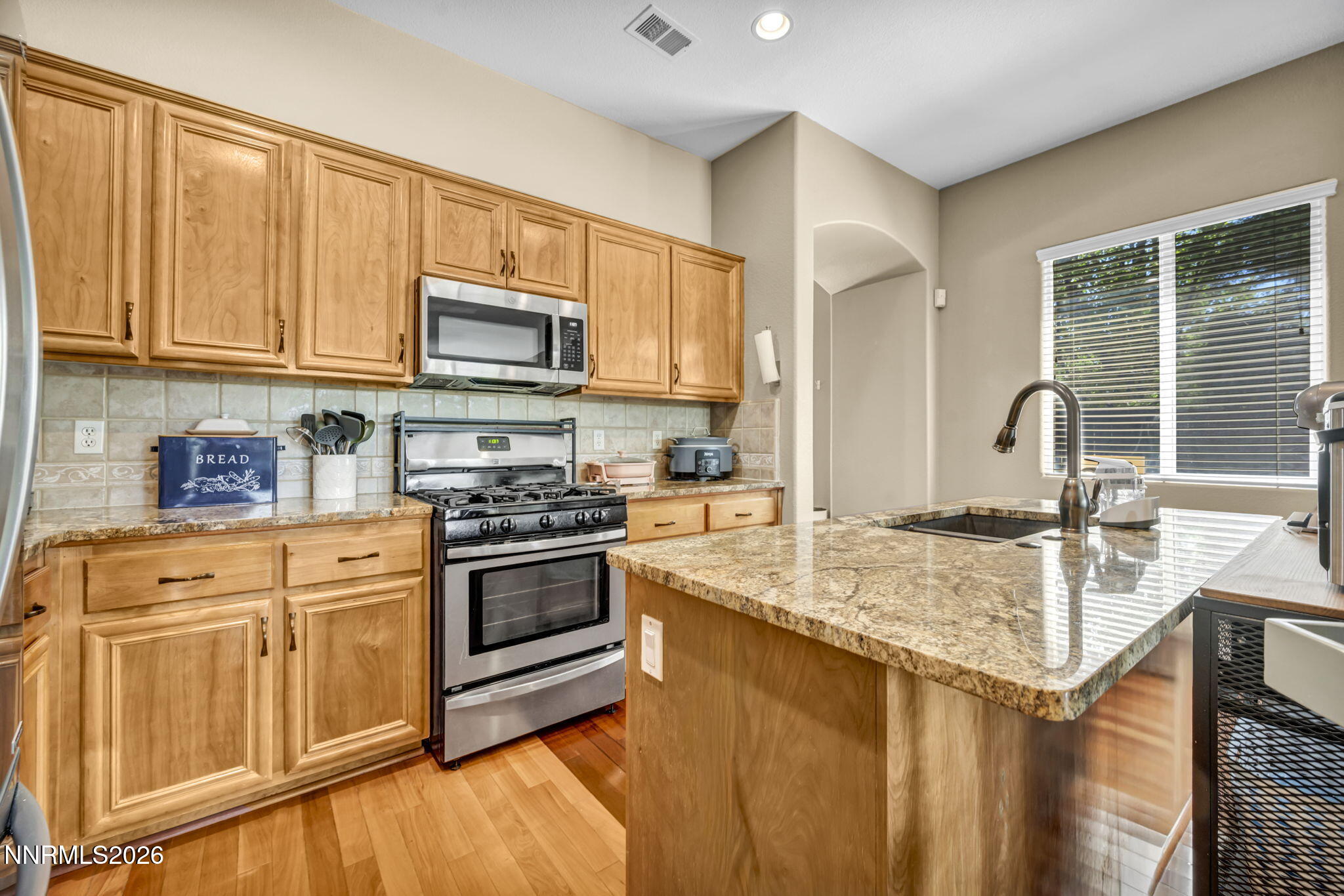 1690 Emerald Bay Drive Reno, NV 89521 - Photo 11 of 32 21-web-or-mls-1690-emerald-bay-dr