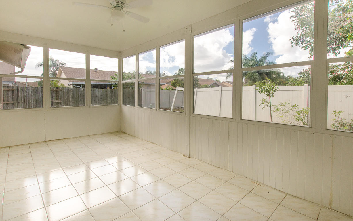 23135 Southwest 55th Avenue Boca Raton, FL 33433 - Photo 20 of 26 Patio