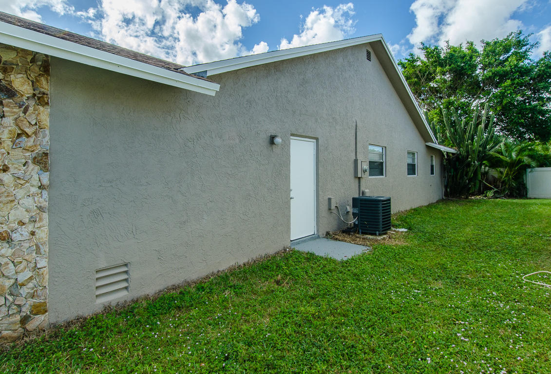 23135 Southwest 55th Avenue Boca Raton, FL 33433 - Photo 24 of 26 Exterior Back