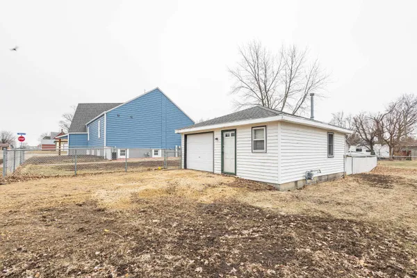 $249,900 | 701 South Madison Street, Cuba City, WI 53807