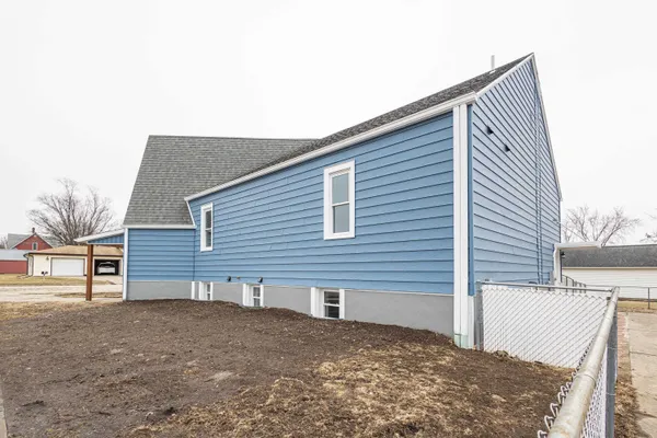 $249,900 | 701 South Madison Street, Cuba City, WI 53807