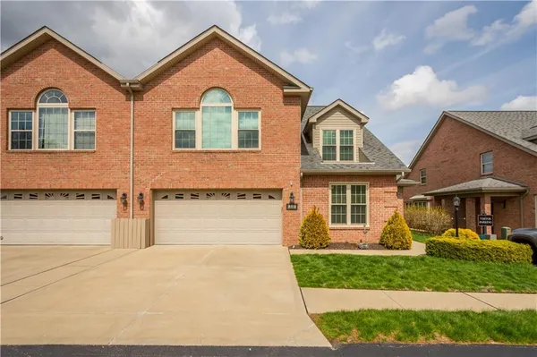 $495,000 | 3012 Laura Lane, Lawrence, PA 15055
