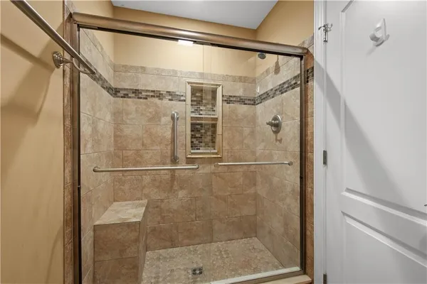 $495,000 | 3012 Laura Lane, Lawrence, PA 15055
