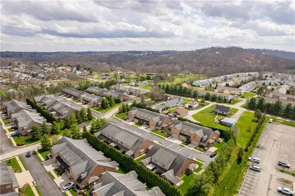 $495,000 | 3012 Laura Lane, Lawrence, PA 15055