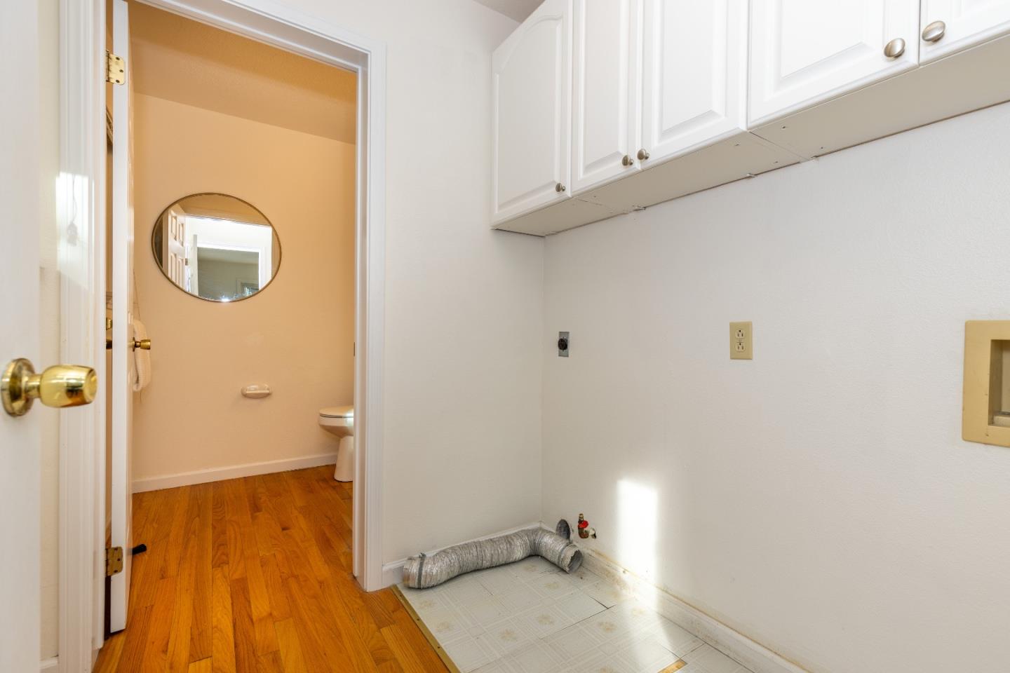 1415 Grand Avenue Pacifica, CA 94044 - Photo 34 of 47 a bathroom with a sink and a mirror