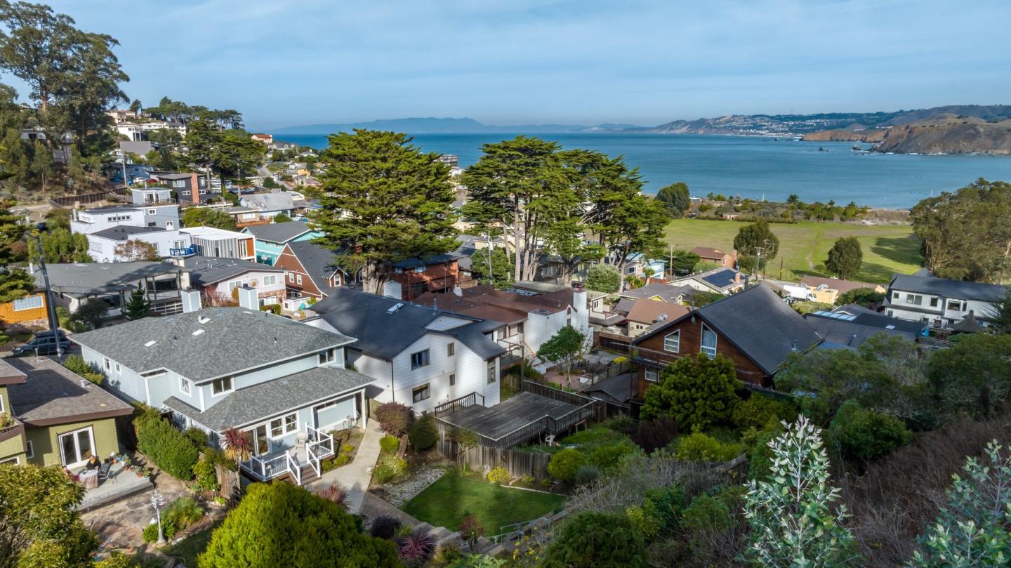 1415 Grand Avenue Pacifica, CA 94044 - Photo 47 of 47 an aerial view of multiple house