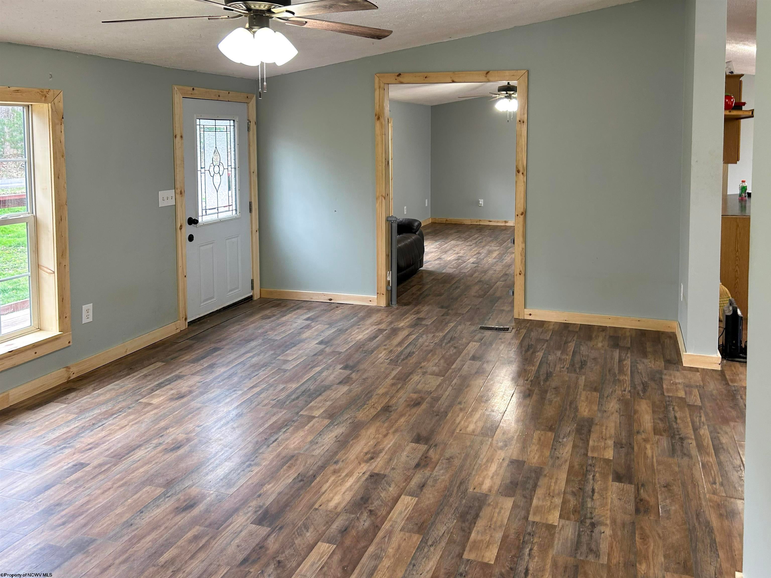 673 Pond Road Morgantown, WV 26508 - Photo 4 of 33 Gallery Image 4