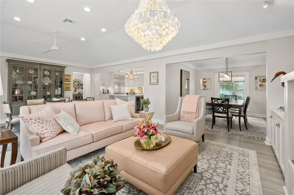 $1,750,000 | 25 Luau Lane, Rockport, TX 78382