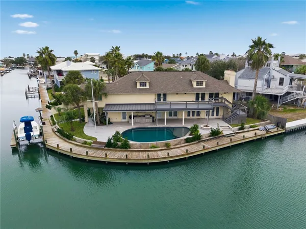 $1,750,000 | 25 Luau Lane, Rockport, TX 78382