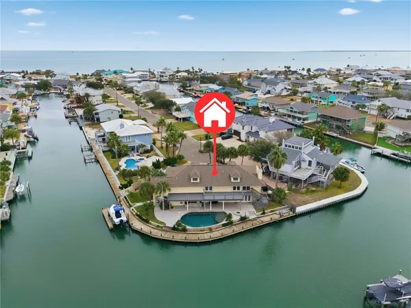 $1,750,000 | 25 Luau Lane, Rockport, TX 78382