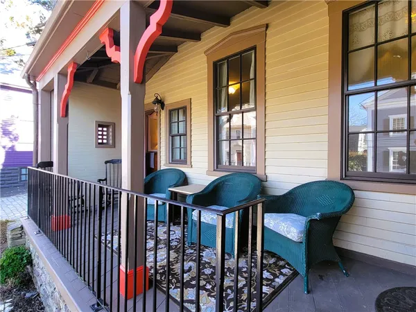 $5,000 | 92 Pelham Street, Unit 1, Newport, RI 02840
