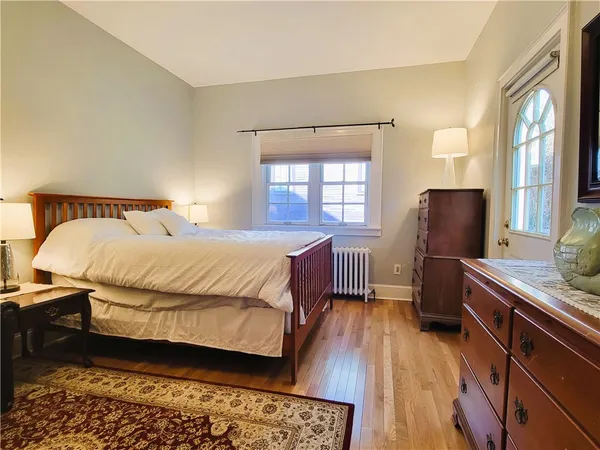 $5,000 | 92 Pelham Street, Unit 1, Newport, RI 02840
