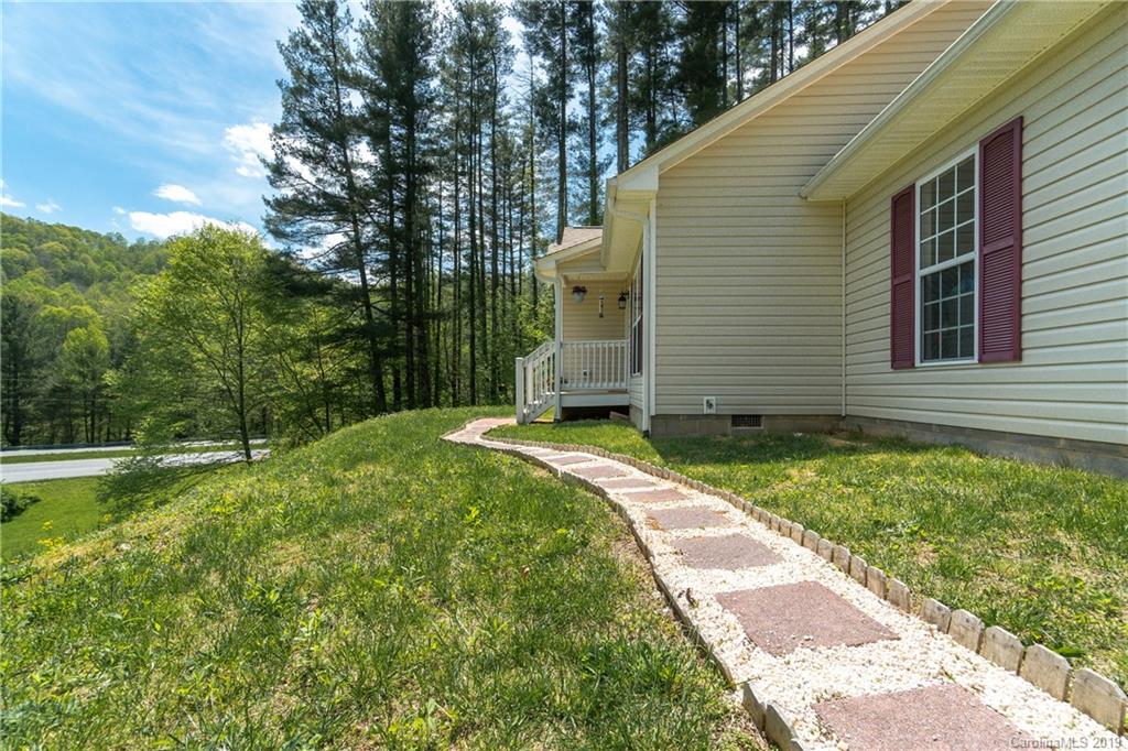 33 Forest Valley Road Sylva, NC 28779 - Photo 16 of 20 Gallery Image 16