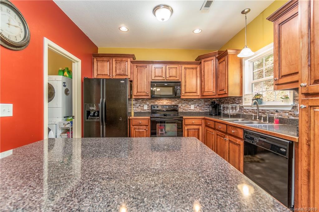 33 Forest Valley Road Sylva, NC 28779 - Photo 3 of 20 Gallery Image 3