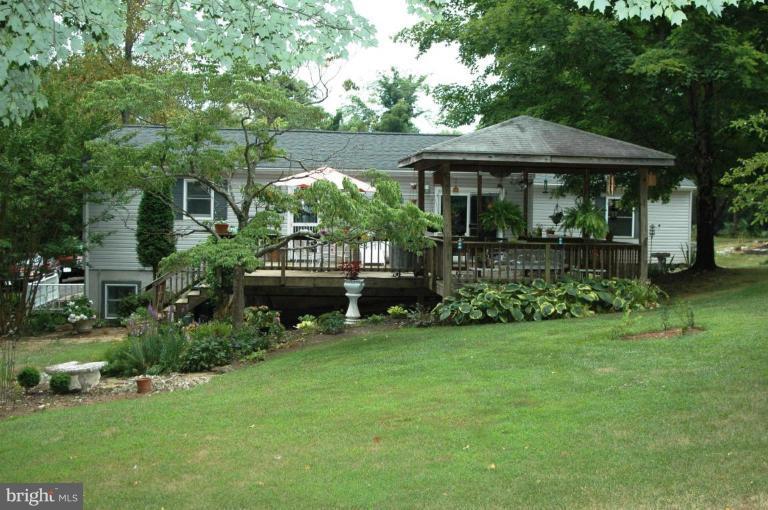 6050 Old Bust Head Road Broad Run, VA 20137 - Photo 12 of 12 Exterior (Rear)