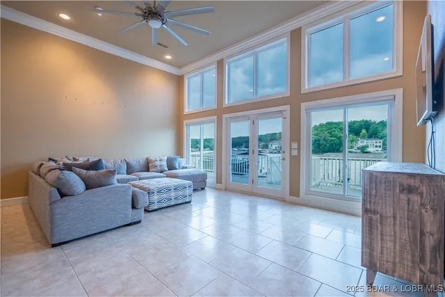 $1,299,000 | 825 Grand View Drive, Sunrise Beach, MO 65079