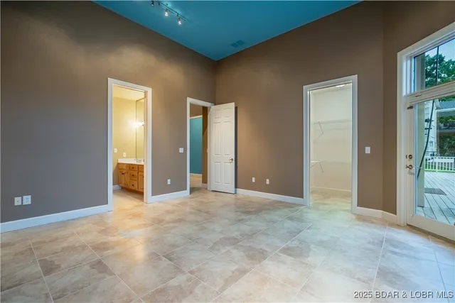 $1,299,000 | 825 Grand View Drive, Sunrise Beach, MO 65079