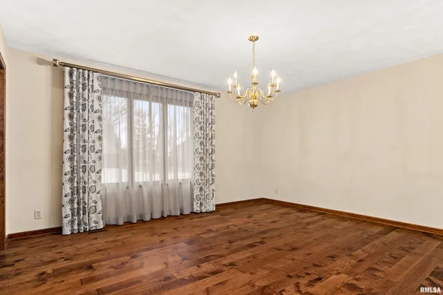 $489,900 | 29 Cherry Lane, Morton, IL 61550