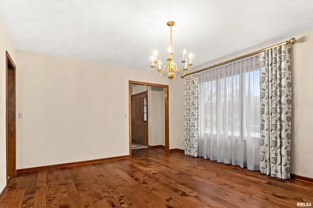 $489,900 | 29 Cherry Lane, Morton, IL 61550