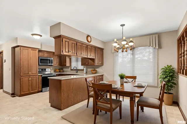 $489,900 | 29 Cherry Lane, Morton, IL 61550