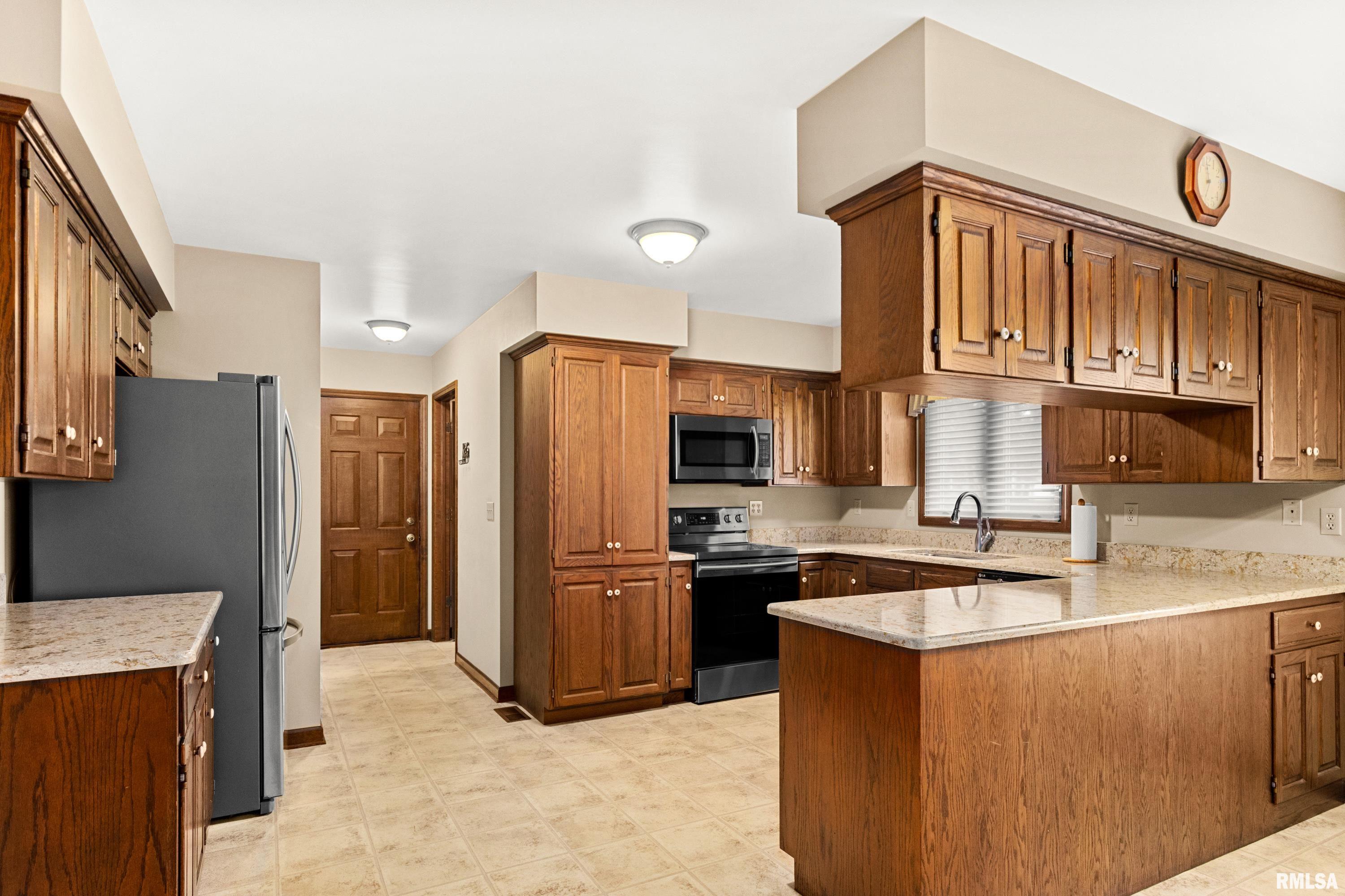 29 Cherry Lane Morton, IL 61550 - Photo 21 of 78